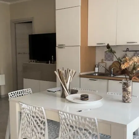 A Due Passi Dal Centro Равенна